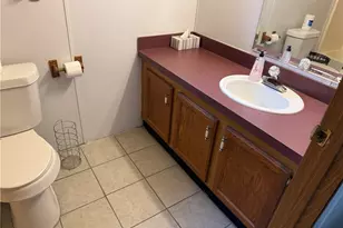 202 Connecticut Dr, Elyria, OH 44035 - Photo 11