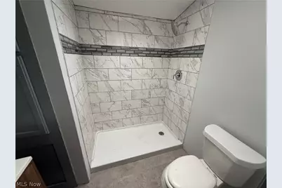 202 Connecticut Drive #202, Elyria, OH 44035 - Photo 9