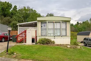 2715 Barn Dr SW, Canton, OH 44706 - Photo 1