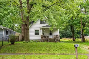 1336 Sparhawk Ave, Akron, OH 44305 - Photo 1