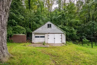 1336 Sparhawk Avenue, Akron, OH 44305 - Photo 29