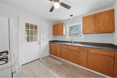 1009 Pardee Avenue, Akron, OH 44306 - Photo 11