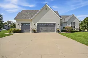 3800 Belle Terreno Way, Canfield, OH 44406 - Photo 3