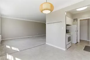15820 Van Aken Blvd, Huber Heights, OH 44120 - Photo 9