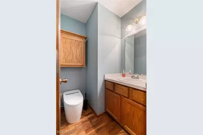 2124 Mount Pleasant Street NE, Canton, OH 44721 - Photo 15
