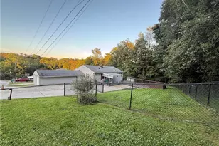 71503 Silhouette Dr, Martins Ferry, OH 43935 - Photo 3