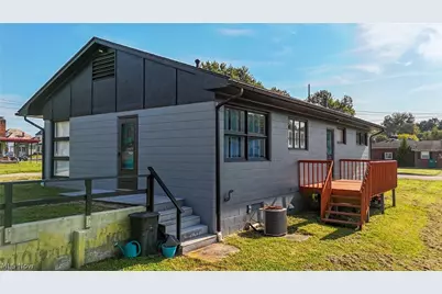 138 E 5th Street, Williamstown, WV 26187 - Photo 37