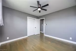 138 E 5th St, Williamstown, WV 26187 - Photo 25