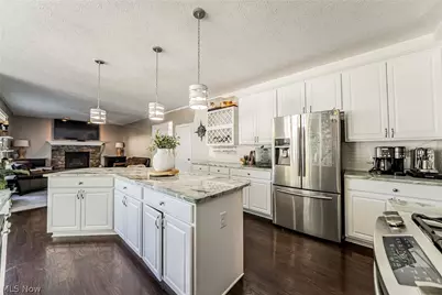 32834 Rebecca Lane, Avon Lake, OH 44012 - Photo 5