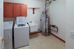 312 W Glen, Elyria, OH 44035 - Photo 13