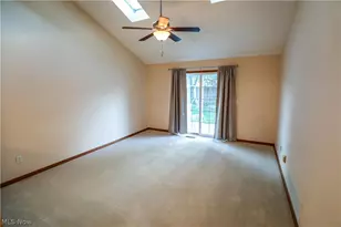 312 W Glen, Elyria, OH 44035 - Photo 3