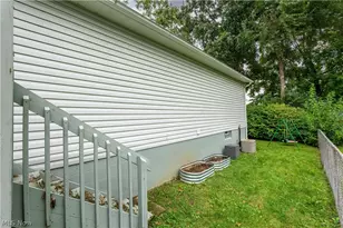 477 Franklin Ave, Barberton, OH 44203 - Photo 23