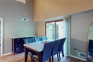794 Hampton Ridge Dr, Akron, OH 44313 - Photo 5