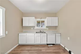 401 7th St, Fairport Harbor, OH 44077 - Photo 13
