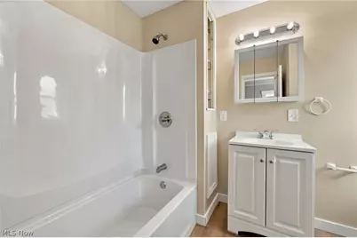 401 7th Street, Fairport Harbor, OH 44077 - Photo 17