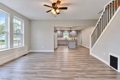 302 N Wooster Avenue, Strasburg, OH 44680 - Photo 9