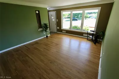 1303 Cherry Lane, Green Hills, OH 44131 - Photo 9