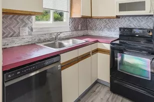 2013 50th St NW, Canton, OH 44709 - Photo 9