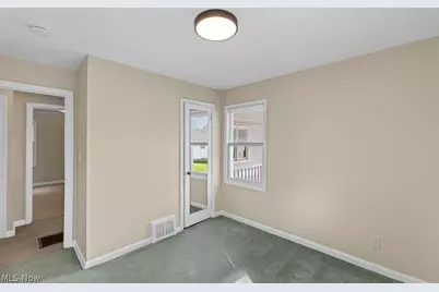 241 Van Buren Avenue, Cuyahoga Falls, OH 44221 - Photo 21