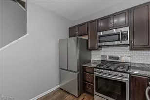 2868 W 11th St, Loveland, OH 44113 - Photo 17
