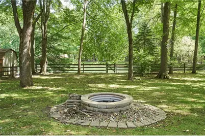 315 Hollythorn Drive, Copley, OH 44321 - Photo 5