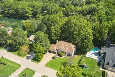 315 Hollythorn Drive, Copley, OH 44321 - Photo 7