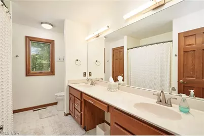 315 Hollythorn Drive, Copley, OH 44321 - Photo 25
