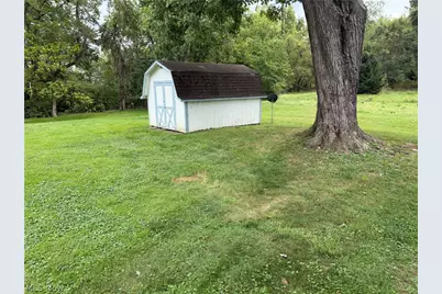 606 E First Street, Uhrichsville, OH 44683 - Photo 23