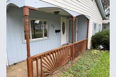 606 E First Street, Uhrichsville, OH 44683 - Photo 3