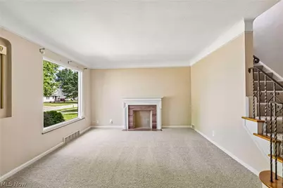 8223 Manorford Drive, Loveland, OH 44129 - Photo 3