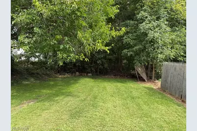 4031 Elyria Avenue, Lorain, OH 44055 - Photo 7