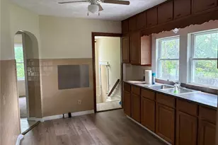 4031 Elyria Ave, Lorain, OH 44055 - Photo 17