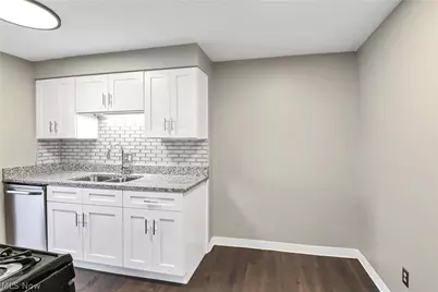 12900 Lake Avenue #1506, Oakwood, OH 44107 - Photo 13