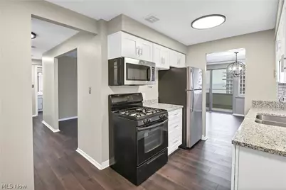 12900 Lake Avenue #1506, Oakwood, OH 44107 - Photo 15
