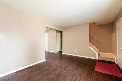 1401 Munroe Falls Avenue, Cuyahoga Falls, OH 44221 - Photo 5