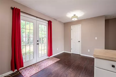 1401 Munroe Falls Avenue, Cuyahoga Falls, OH 44221 - Photo 9