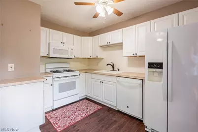 1401 Munroe Falls Avenue, Cuyahoga Falls, OH 44221 - Photo 7