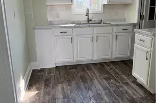 496 E 185th St, Loveland, OH 44119 - Photo 3