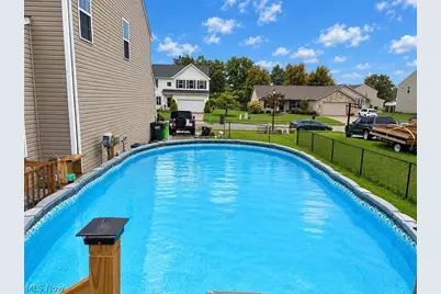4489 Woodstone Avenue NW, Massillon, OH 44647 - Photo 9