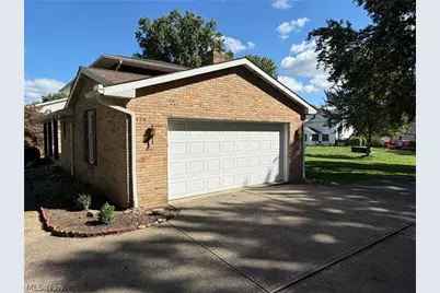 762 Sawmill Trail NE, Massillon, OH 44646 - Photo 5