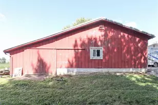 10240 Cemetery Rd, Burbank, OH 44214 - Photo 23