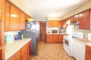 10240 Cemetery Rd, Burbank, OH 44214 - Photo 13