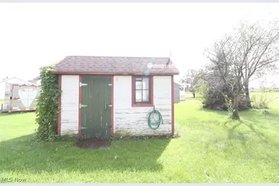 13912 Kauffman Avenue, Sterling, OH 44276 - Photo 7