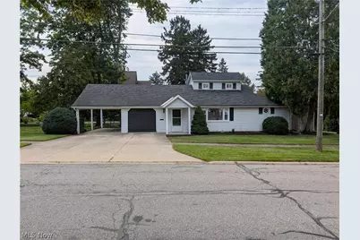 793 Park Avenue, Amherst, OH 44001 - Photo 1