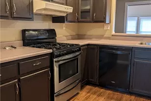 793 Park Ave, Amherst, OH 44001 - Photo 11