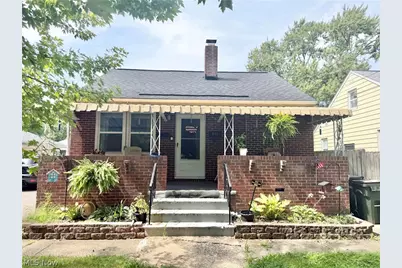 616 Garfield Avenue, Elyria, OH 44035 - Photo 1