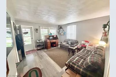 616 Garfield Avenue, Elyria, OH 44035 - Photo 3