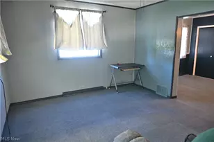 842 Day St, Conneaut, OH 44030 - Photo 15