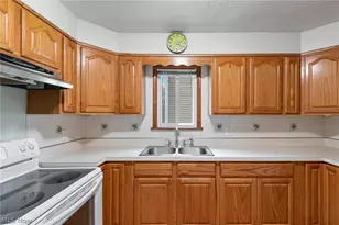 6243 Iroquois Trail, Mentor, OH 44060 - Photo 9
