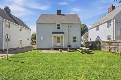 1372 Roslyn Avenue SW, Canton, OH 44710 - Photo 41
